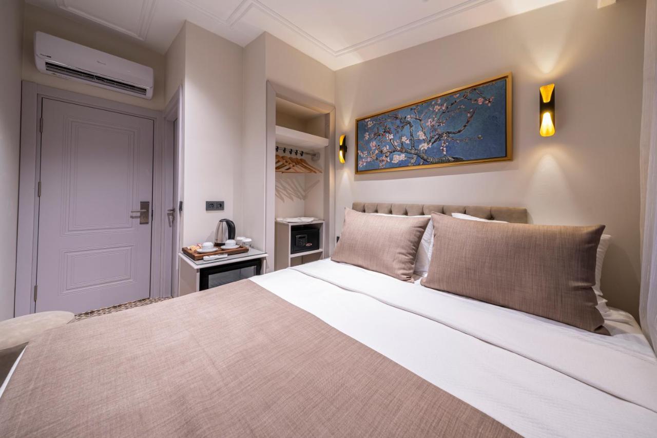 Pera Luna Premium Hotel Istanbul Exterior photo