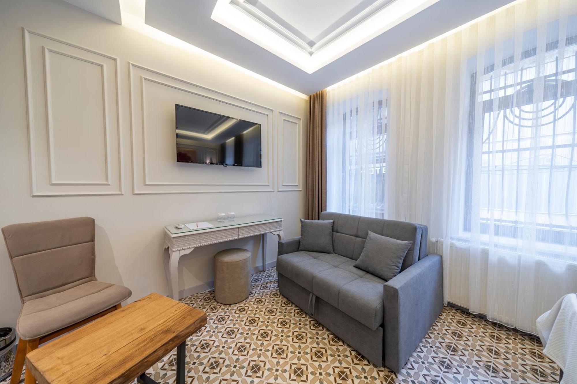 Pera Luna Premium Hotel Istanbul Exterior photo