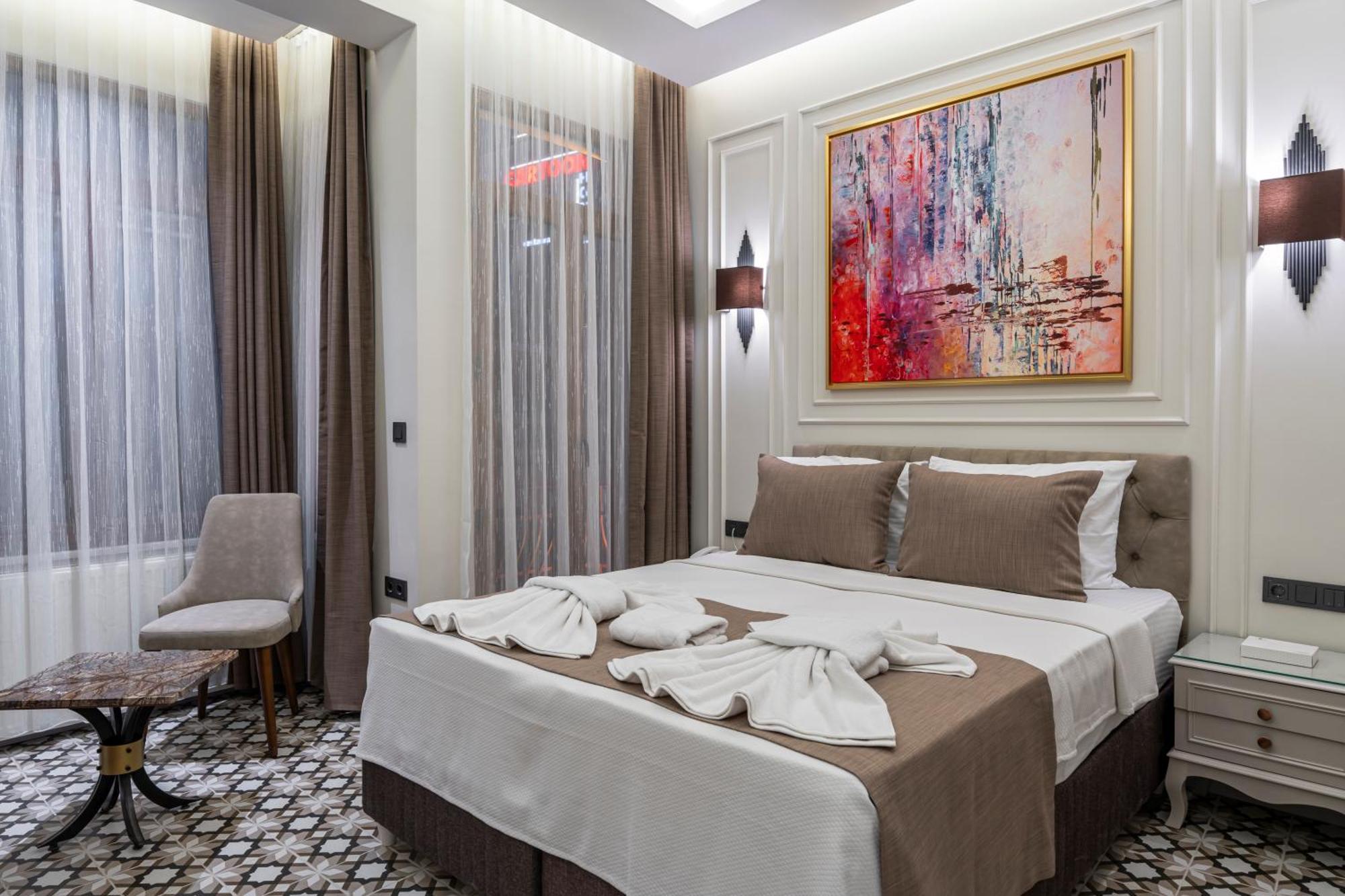 Pera Luna Premium Hotel Istanbul Exterior photo